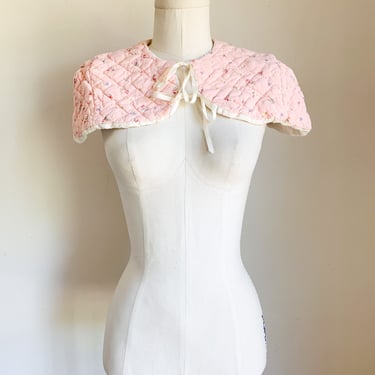 Vintage 1940s Pink Quilted Bed Jacket / Quilted Shrug / Quilted Collar 