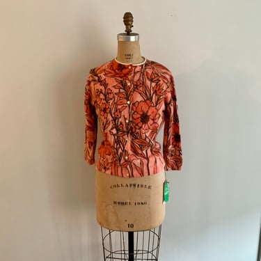 Darlene Minklam 1960s vintage orange floral print cardigan-size M 