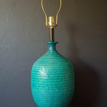 Mid Century Ceramic Pottery Glazed Accent Table Lamp 