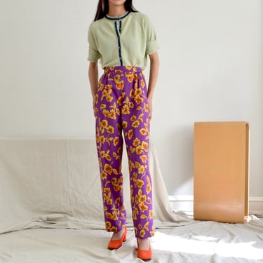 royal purple and chartreuse floral pleated pants / 28w 
