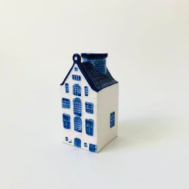 Delft Style Blue and White House Candle Holder 