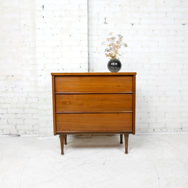 Vintage MCM small bachelor chest of 3 drawers with white laminated top | Free delivery in NYC and Hudson Valley areas 