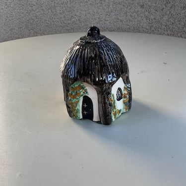 Vintage Miniature umbrella House By Tey Pottery England Countryside collection 