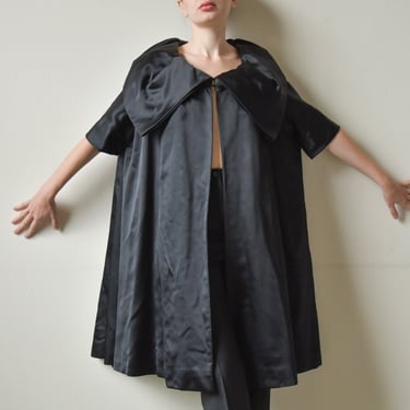 3294o / black satin oversized collar opera coat 