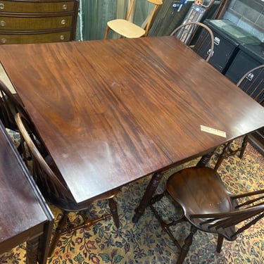 Mahogany Table and Chair Set 48” x 62.5” x 28.5”