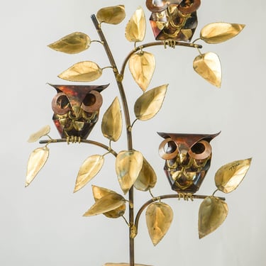 Mid century Metal Sculpture of Owls, Signed Toma 