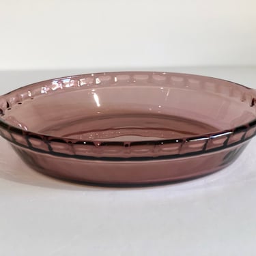 Vintage Amethyst Pyrex Glass Pie Plate 9.5 Inch Purple Pie Plate #229 Crimped Deep Dish Plate Mint Condition 