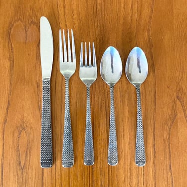 5 piece setting National stainless Tabriz vintage flatware - blackened textured handle knife forks spoons 