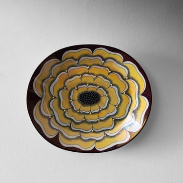 Dish with Yellow Floral Motif