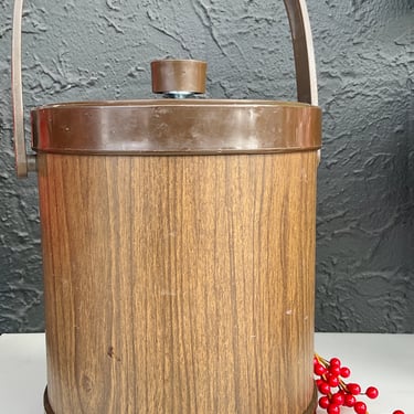 Faux Wood Grain Ice Bucket