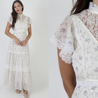 High Collar Romantic Garden Floral Dress, Vintage Off White Old Fashion Gown, 70s Victorian Inspired Long Saloon Maxi 