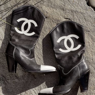 Chanel Winter 1998 Runway White Black Leather Square Toe Western