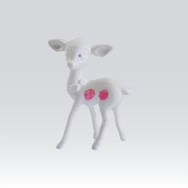 Mini White Reindeer Figurine, Dollhouse 1:6 Holiday Decoration, Holiday Wreath, Gift or Doll Craft Piece 