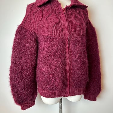 70’s nubby zipper front cardigan sweater~ Burgundy red textured wooly winter sporty jacket large lapel collar pockets/ size Medium 