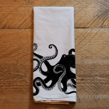 Giant Pacific Octopus Tea Towel