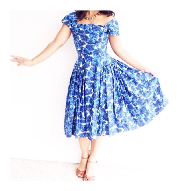 the 1950s abstract floral party dress . vintage 1950s dress . nipped waist new look dress 