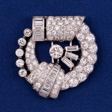 Asymmetrical Diamond Fur Clip C. 1935