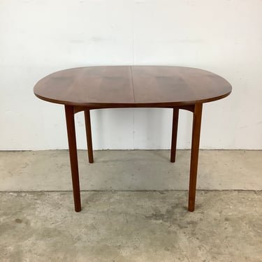 Mid-Century Modern Walnut Dining Table With Leaves 