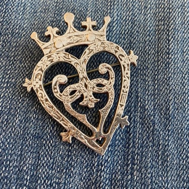 Vintage Sterling Silver Luckenbooth Brooch | Traditional Sweetheart Scottish Heart & Crown Pin 