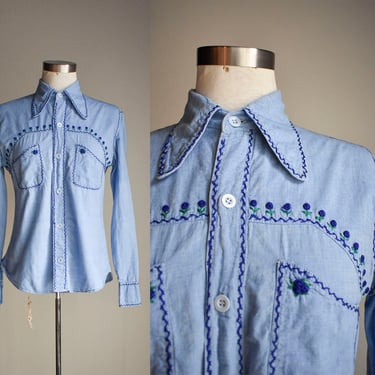 1970s Womens Embroidered Western Button Down 