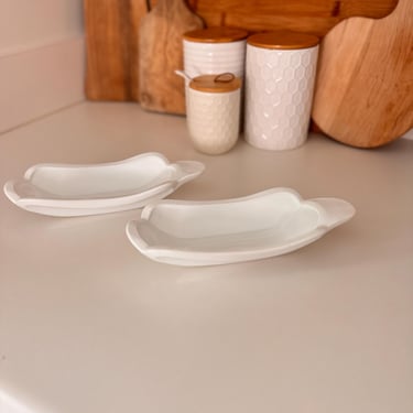 Vintage Milk Glass Indiana Glass Banana Split Dishes | Corn | Hot Dogs OR Tacos??!! | Set of 2 