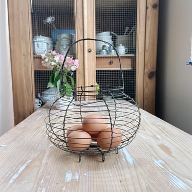 Cute little vintage French metal wire egg basket 