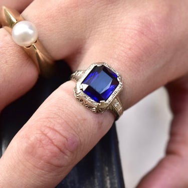 Antique Art Deco 14K White Gold Filigree Blue Sapphire Ring, Square-Cut Sapphire Stone, Intricate Filigree Inset, Size 7 1/2 US 