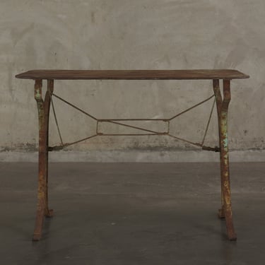 FRENCH COLLAPSIBLE IRON BISTRO TABLE