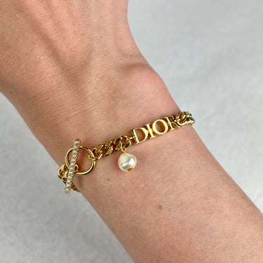 Christian Dior Metal Logo Chain Bracelet W/ Pearl, Gold
