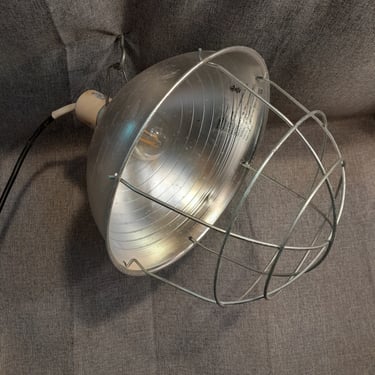 Farm Heat Lamps With Regular LED Bulbs