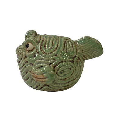 Handmade Apple Green Fish Small Ceramic Animal Figure Display Art ws2630E 