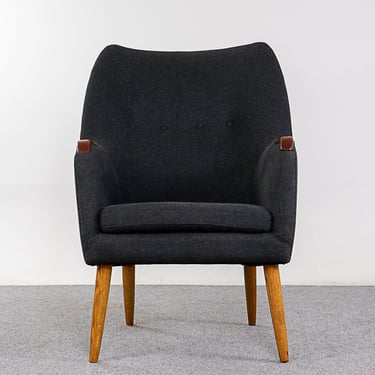 Danish Modern Teak & Oak Lounge Chair - (D1052) 