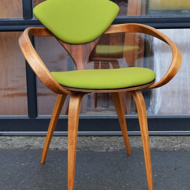 Iconic Walnut Bentply Pretzel Chair by Norman Cherner in Bold Green