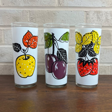 Mid Century Elliott Glassware: Set of Three Fruit Print Tumblers for Iced Tea 