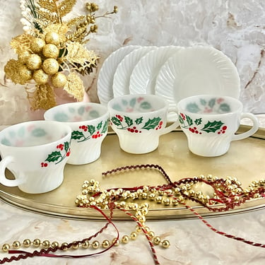 Holiday Coffee Cups, Holly Berries, Milk Glass Tea Mugs, Set 4, Saucers, Vintage 50s 60s, Mid Century Home 