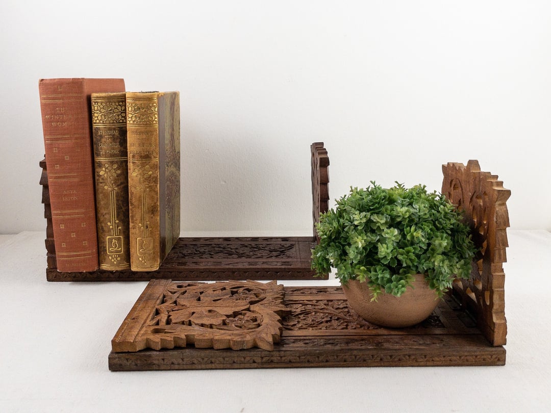 Carved Wood Tabletop Book Shelf, Sliding Book Rack, Expanding Book