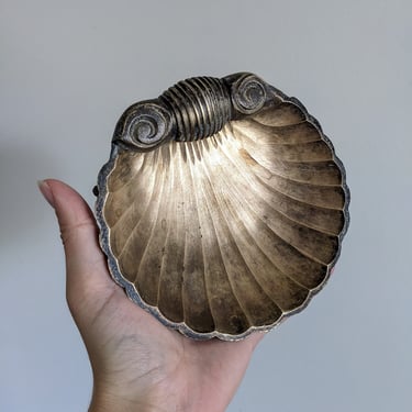 Vintage Heavy Ornate Brass Copper Shell Dish Fish Feet 