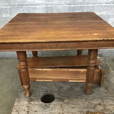 Oak Dining Table (Seattle)