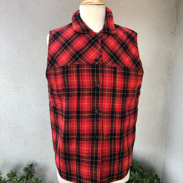 Vintage grunge red plaid vest fully padded lining by Handel Classic Jeans sz Large 