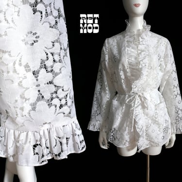 So Lovely Vintage 60s 70s White Flower Power Lace Robe / Cover-Up with Pockets 
