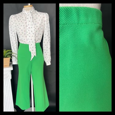 Vintage 1960s 1970s 60s High Waist Pants Cropped Flare Leg Apple Kelly Green Double Knit Handmade Pull On 