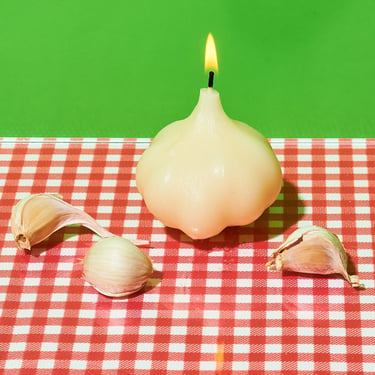 Garlic Candle