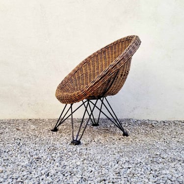 Mid Century Modern Teun Velthuizen Wicker Lounge Chair for Urotan / Vintage Rattan Chair / Outdoor / Wicker Chair / Metal / Italy / '50s 