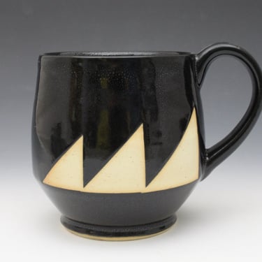 Mug - Black and Orange/Beige Triangles 