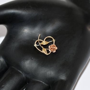 Tiny 50's Krementz leaves & heart scatter pin, 14k rolled rose and yellow gold sweetheart brooch 