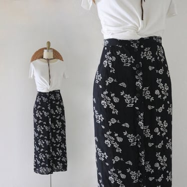 black floral maxi skirt 30-33 