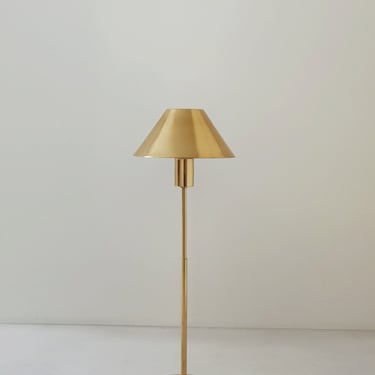Messing Gold Tischlampe filigran Mitte des Jahrhunderts 