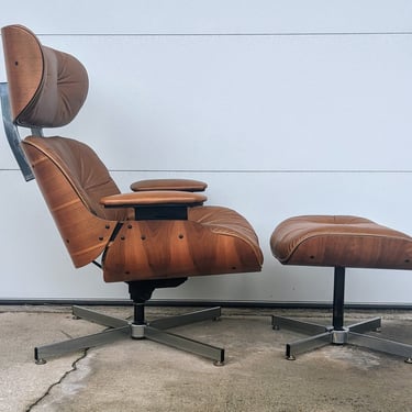 Mid Century Modern Herman Miller Style Lounge Chair and Ottoman by Selig 