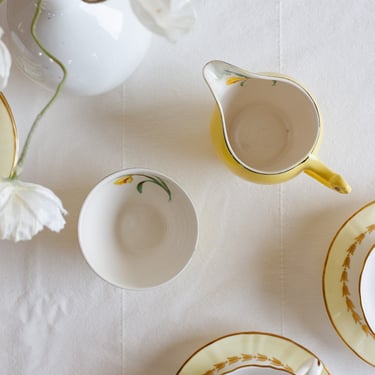 weatherby daffodil England creamer and sugar bowl