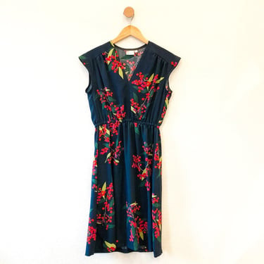 Monica Dress in Berries w/Pockets, Size Small